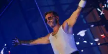 Salmo ha alzato l’asticella: 40 canzoni e l’“emergente” Zucchero al Lebonski Park