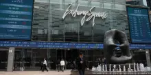 Borsa: Hong Kong negativa, apre a -0,46%,