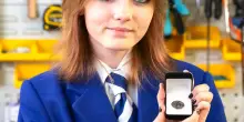 Chi è Rebecca Young, la 12enne che ha inventato il sacco a pelo solare per i senzatetto