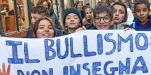 Il caso a scuola in Abruzzo. Bullizzano le compagne. Indagate cinque ragazze