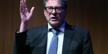 Giancarlo Giorgetti: Nuove Normative per Combattere il Riciclaggio con Cripto