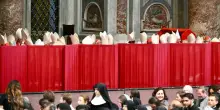 Il cardinale Re sull'importanza della Chiesa e l'elezione del nuovo Papa