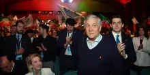 Antonio Tajani condanna i toni violenti al congresso di Forza Italia