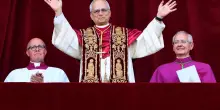 Il Papa non è Bergoglio bis. Un po’ Francesco, un po’ Ratzinger. Così rassicura i fedeli conservatori