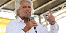 Beppe Grillo prepara azione legale per riappropriarsi del simbolo M5s