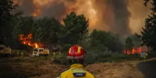 Incendi in Portogallo, prolungato lo stato di allerta