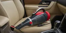 Auto sempre pulita con l’aspirapolvere portatile di Black+Decker più amato di sempre