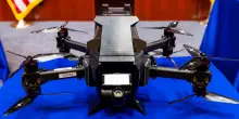 Droni con l’intelligenza artificiale per seguire il fumo degli incendi e prevedere la qualità dell’aria (per evitare di respirare veleni)