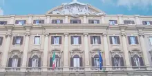 Lo spread tra Btp e Bund tedeschi chiude in ribasso a 80,4 punti