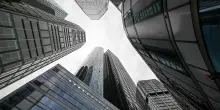 Borsa: l'Europa debole con i dazi, male Francoforte (-1%)