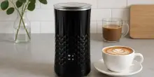 Il cappuccino da bar direttamente a casa tua con il montalatte più venduto del momento (-25%)