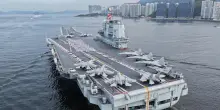 La Cina mostra la sua supremazia navale e fa sfilare Shandong, la portaerei lunga come tre campi da calcio