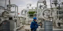 Raid di Kiev sull'oleodotto di Druzhba, l'ira di Budapest: dove passa il petrolio russo