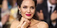 Angelina Jolie compie 50 anni, i film che l'hanno resa famosa nel mondo