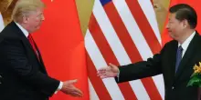 Trump vieta l'ingresso da 12 Paesi, restrizioni per altri 7. Sui dazi oggi chiama Xi Jinping