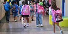 Sei settimane al ritorno a scuola: apre Bolzano l’8 settembre, chiudono Puglia e Calabria, il 16