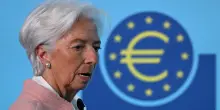 BCE taglia ancora tassi d'interesse: mutui saranno più leggeri. Lagarde: "Dazi peseranno su export"