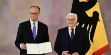 Germania, Merz è cancelliere. Il giuramento dei 17 ministri. Stasera la prima riunione del governo