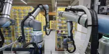 Amazon, arriva "Vulcan": uno dei primi robot tattili che entrerà in fabbrica entro due anni