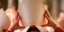 Card. Re: “Venga eletto un degno Pastore di cui la Chiesa e l’umanità hanno bisogno"