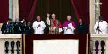 Il Papa: Leone XIV, il dolce Cristo in terra arriva dall’America e chiede la pace