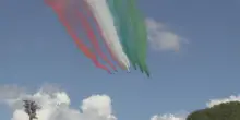 Le Frecce Tricolori passano rombando sopra al Foro Italico