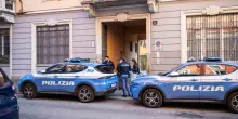 Milano, 82enne strangolata in casa. Le forze dell’ordine: “Uccisa da un 15enne”