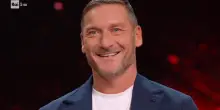 Sognando... Ballando con le stelle. Totti sui calciatori ballerini, Maradona grande anche nel ballo