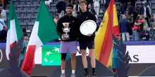 Sinner, termina la sua imbattibilità: Alcaraz alza il trofeo di Roma