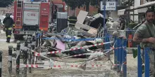 Tromba d'aria nel Trevigiano: alberi sradicati e tetti scoperchiati