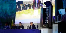 America's Cup: il trofeo a Napoli per la presentazione della 37esima edizione