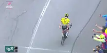 Yates al Colle delle Finestre compie l'impresa e conquista il Giro d'Italia 2025