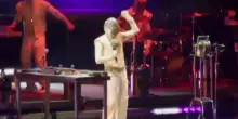 Fenomeno Liberato: in 50 mila al Circo Massimo in delirio per ascoltare il cantante 'senza volto'