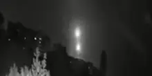 Saette luminose in serie verso l'alto: è attacco su larga scala contro l'Ucraina