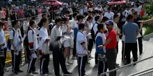 Cina, oltre 13 milioni di studenti alle prese con il temutissimo esame Gaokao: controlli con l'IA