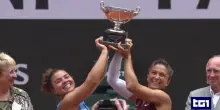 Sara Errani e Jasmine Paolini le nuove regine di Parigi: "Vincere qui è speciale"