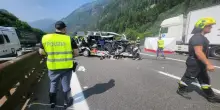 Bolzano, ambulanza contro un tir, due morti sull'A22
