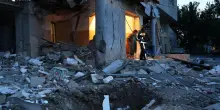 Droni kamikaze su Kharkiv, 12 feriti nel nuovo attacco russo nella notte: video