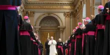 Papa a Cei: "Persona non è algoritmo". Prevost a Castel Gandolfo dal 6 al 20 luglio: udienze sospese
