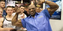 Ronnie Coleman, leggenda del bodybuilding, ricoverato per una grave infezione del sangue