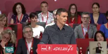 "Il capitano rimane ad affrontare la tempesta", il premier spagnolo Sanchez non si dimette