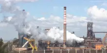 L'ex Ilva di Taranto ha la licenza ambientale e può andare avanti