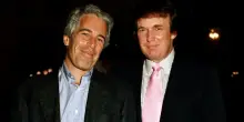 WSJ: Trump fu avvisato che suo nome è nei file. Dipartimento Giustizia vedrà Ghislaine Maxwell oggi