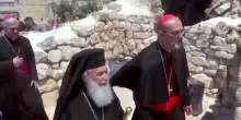 I Patriarchi di Gerusalemme fanno visita alla Sacra Famiglia dopo l'attacco di ieri