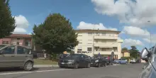 Uccide la moglie, avvisa la polizia e poi si spara