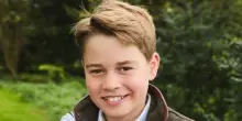 Il principe George compie 12 anni, la foto ufficiale. Perchè non potrà più viaggiare con William