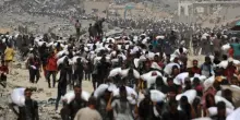 L'ANP: “Hamas deponga le armi e si ritiri”. Trump: A Gaza c'è fame vera"