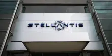 Stellantis, Imparato: "Il target 100% elettrificazione al 2030 non è raggiungibile"