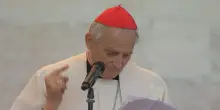 Giubileo dei Giovani, la veglia con Zuppi: "Si combattono inutili stragi, disarmiamo i cuori"