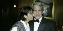 Camera rinvia testimonianza di Ghislaine Maxwell. La donna trasferita in carcere 'soft': è polemica